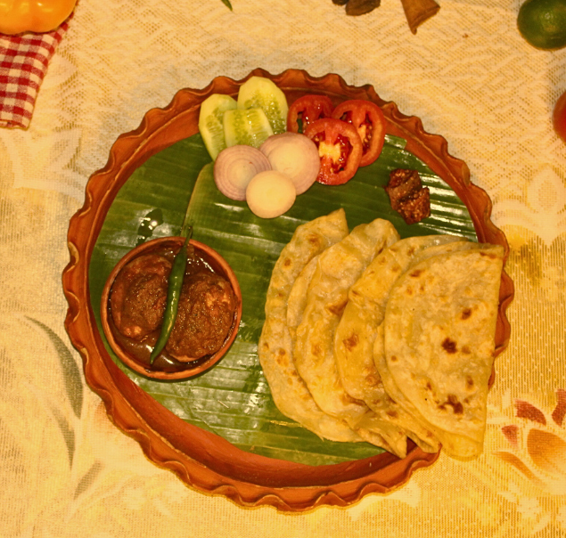 Egg Curry Paratha Combo