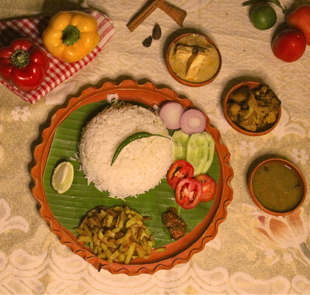 Regular Veg Thali - Lunch & Dinner